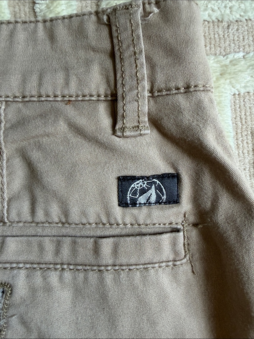 Free Planet Men's Khaki Flat-Front Casual Shorts - Picture 4 of 5